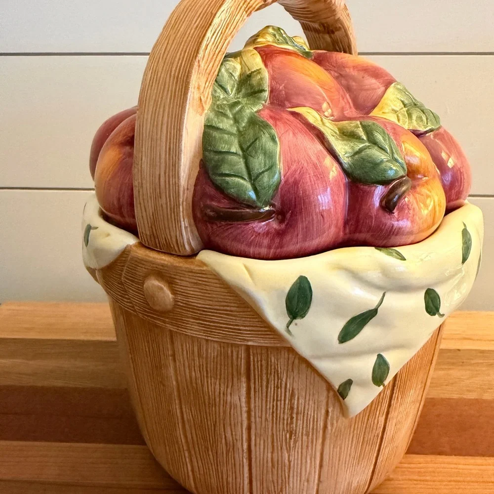 Vintage Cooks Club Apple Basket Cookie Jar